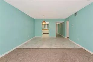 3072 Lake Bayshore Dr, Bradenton, FL 34205 - Photo 2