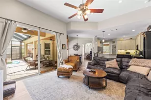 743 Stonecrest Dr, Sarasota, FL 34232 - Photo 16