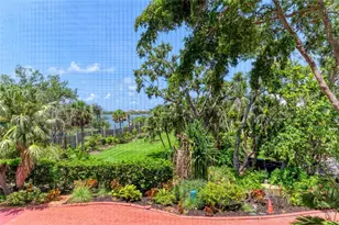 8963 Fishermens Bay Dr, Sarasota, FL 34231 - Photo 10