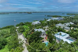 8963 Fishermens Bay Dr, Sarasota, FL 34231 - Photo 10