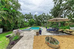 8963 Fishermens Bay Dr, Sarasota, FL 34231 - Photo 78