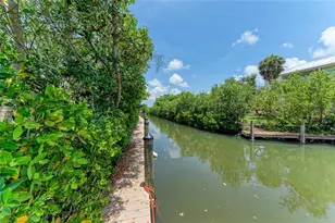 8963 Fishermens Bay Dr, Sarasota, FL 34231 - Photo 38