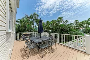 8963 Fishermens Bay Dr, Sarasota, FL 34231 - Photo 60