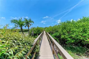 8963 Fishermens Bay Dr, Sarasota, FL 34231 - Photo 36