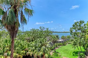 8963 Fishermens Bay Dr, Sarasota, FL 34231 - Photo 8