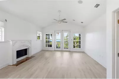 8963 Fishermens Bay Drive, Sarasota, FL 34231 - Photo 88