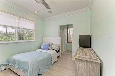 8963 Fishermens Bay Drive, Sarasota, FL 34231 - Photo 56