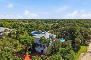 8963 Fishermens Bay Dr, Sarasota, FL 34231 - Photo 78