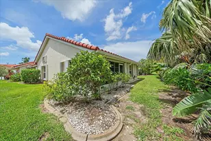 8382 Creekview Ln, Englewood, FL 34224 - Photo 48