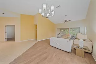 8382 Creekview Ln, Englewood, FL 34224 - Photo 12