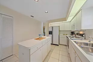 8382 Creekview Ln, Englewood, FL 34224 - Photo 28