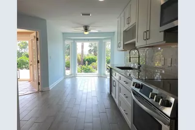 5207 86th Street Court W, Bradenton, FL 34210 - Photo 10