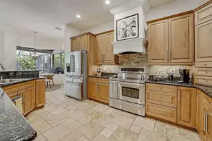 1725 Bonita Ct, Sarasota, FL 34239 - Photo 22