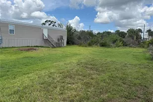 4104 Hollis Ave, Port Charlotte, FL 33953 - Photo 4