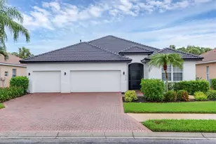 7119 67th Terrace E, Bradenton, FL 34203 - Photo 2