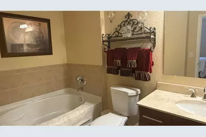 1064 N Tamiami Trail #1635, Sarasota, FL 34236 - Photo 8