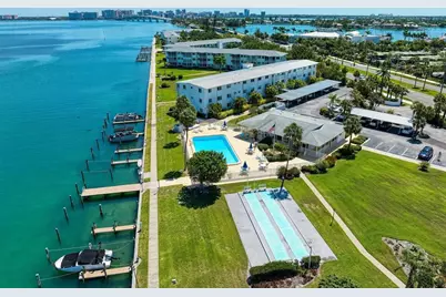 767 John Ringling Boulevard #25, Sarasota, FL 34236 - Photo 2