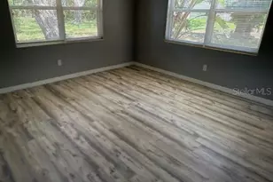 2311 W 52nd Ave Dr, Bradenton, FL 34207 - Photo 10