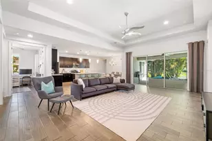 650 Rosemary Cir, Bradenton, FL 34212 - Photo 8