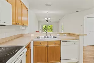 5500 Longwood Run Blvd, Sarasota, FL 34243 - Photo 10