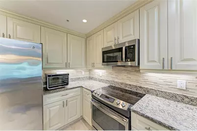 7820 34th Avenue W #102, Bradenton, FL 34209 - Photo 12