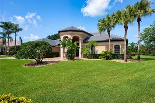 8312 Misty Lake Cir, Sarasota, FL 34241 - Photo 6
