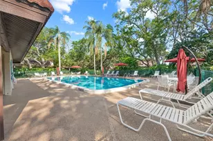 4637 Willow Wood Cir, Sarasota, FL 34241 - Photo 28