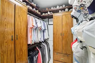 613 Buttonwood Dr, Longboat Key, FL 34228 - Photo 22