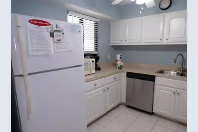 1801 Gulf Drive N #207, Bradenton Beach, FL 34217 - Photo 12