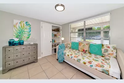 5948 Mirror Lake Road, Sarasota, FL 34238 - Photo 16