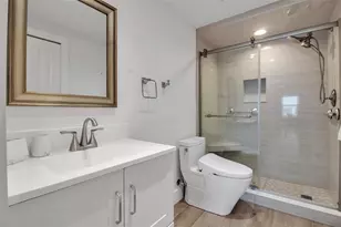 5740 Midnight Pass Rd, Sarasota, FL 34242 - Photo 32