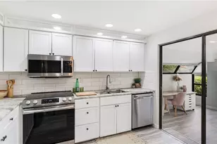 2383 Lakeside Mews, Sarasota, FL 34235 - Photo 10