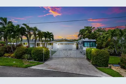 14544 Riverside Drive, Fort Myers, FL 33905 - Photo 2