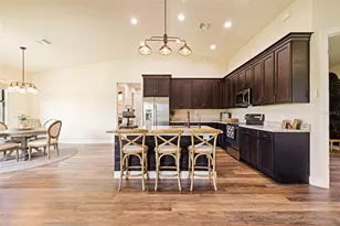 16630 Willow Point Ct, Alva, FL 33920 - Photo 12