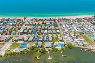 2513 Avenue B, Bradenton Beach, FL 34217 - Photo 28
