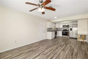 2513 Avenue B, Bradenton Beach, FL 34217 - Photo 12