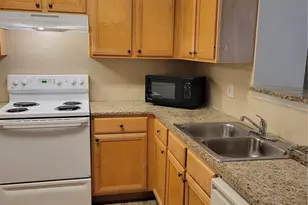 1155 Villagio Cir, Sarasota, FL 34237 - Photo 4