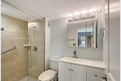 1300 N Portofino Drive #103, Sarasota, FL 34242 - Photo 10