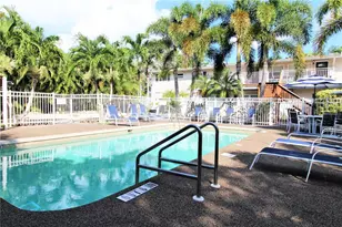 1648 Redwood St, Sarasota, FL 34231 - Photo 12