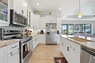 6619 35th Ct E, Sarasota, FL 34243 - Photo 18