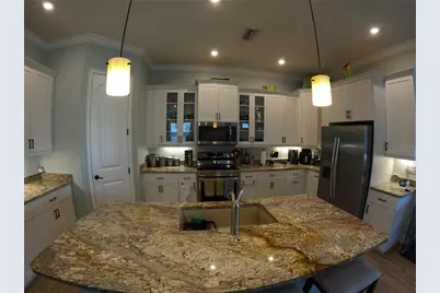 6619 35th Court E, Sarasota, FL 34243 - Photo 22