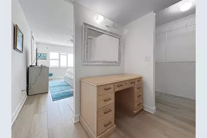 4325 Gulf Of Mexico Drive #305, Longboat Key, FL 34228 - Photo 16