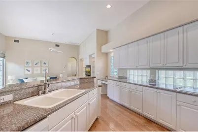 5839 Los Verdes Court, Bradenton, FL 34210 - Photo 12