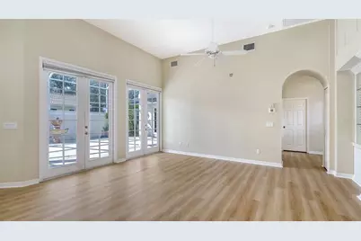 5839 Los Verdes Court, Bradenton, FL 34210 - Photo 16