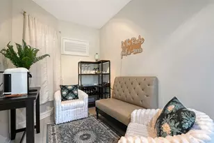 1921 Monte Carlo Dr, Sarasota, FL 34231 - Photo 14