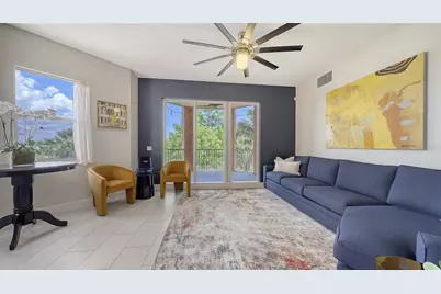 1921 Monte Carlo Drive #302, Sarasota, FL 34231 - Photo 4