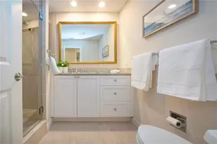 483 Partridge Cir, Sarasota, FL 34236 - Photo 22