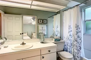 539 Fallbrook Dr, Venice, FL 34292 - Photo 40