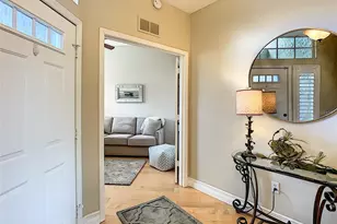 539 Fallbrook Dr, Venice, FL 34292 - Photo 6