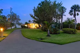 355 Shore Dr, Ellenton, FL 34222 - Photo 2